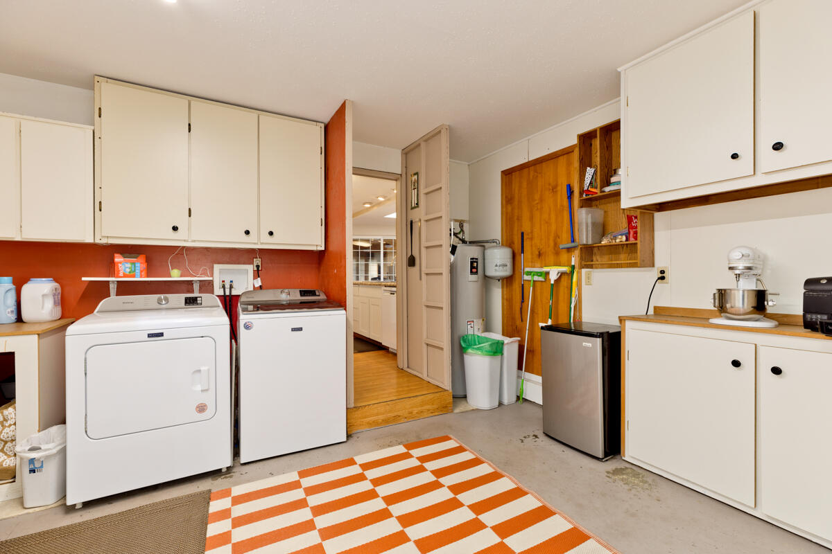 East Villa - Residential