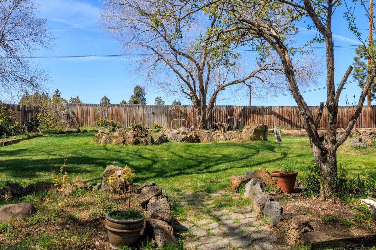 East Villa - Residential