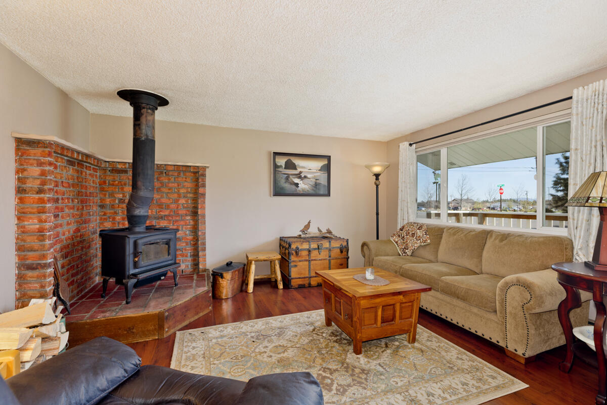 East Villa - Residential