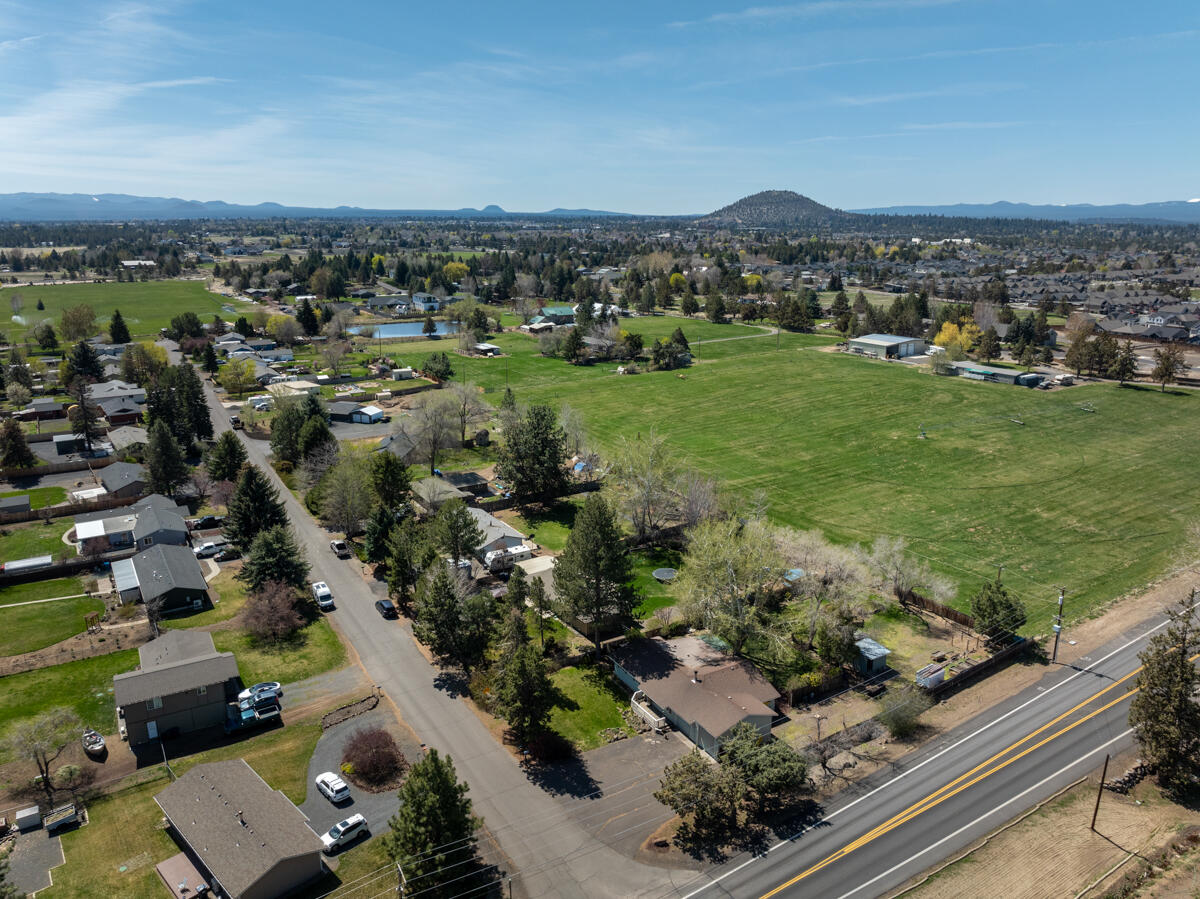 East Villa - Residential