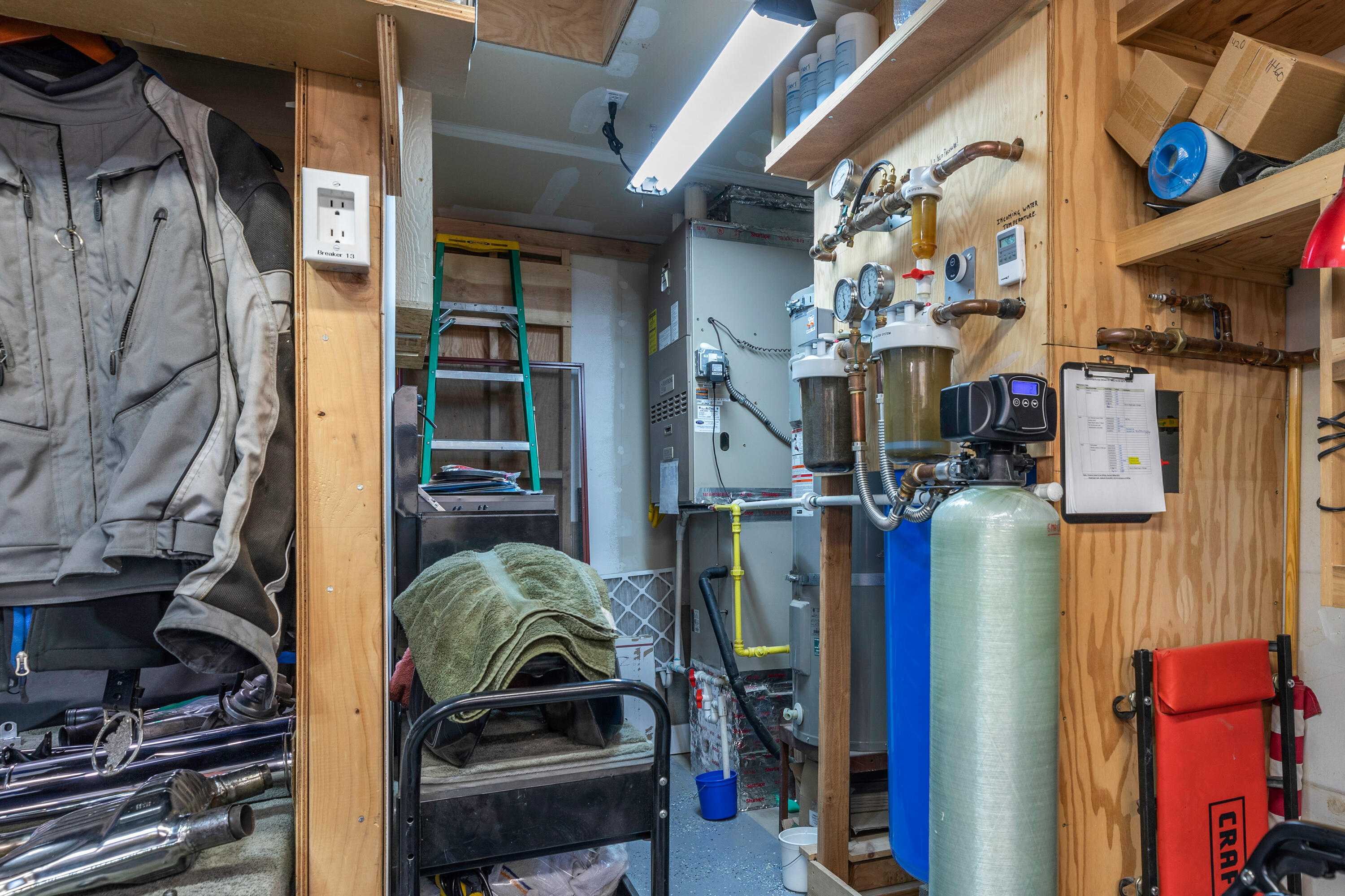 Wagon Trail Acreages - Residential