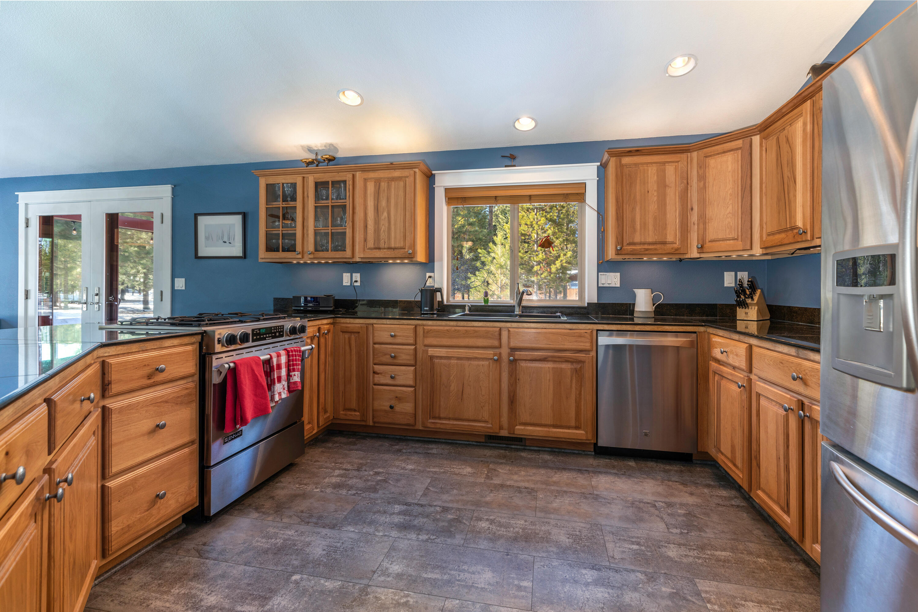 Wagon Trail Acreages - Residential