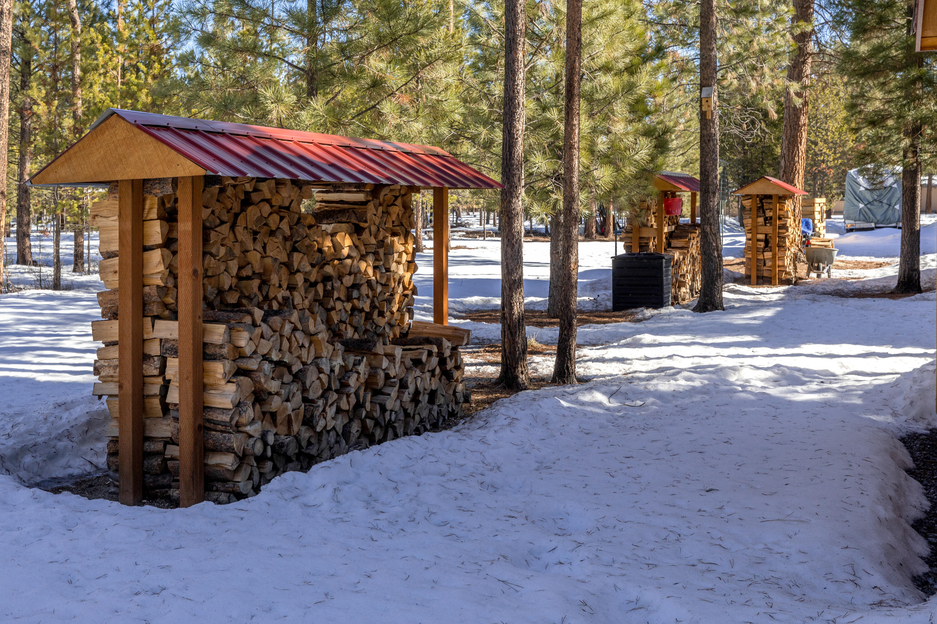 Wagon Trail Acreages - Residential