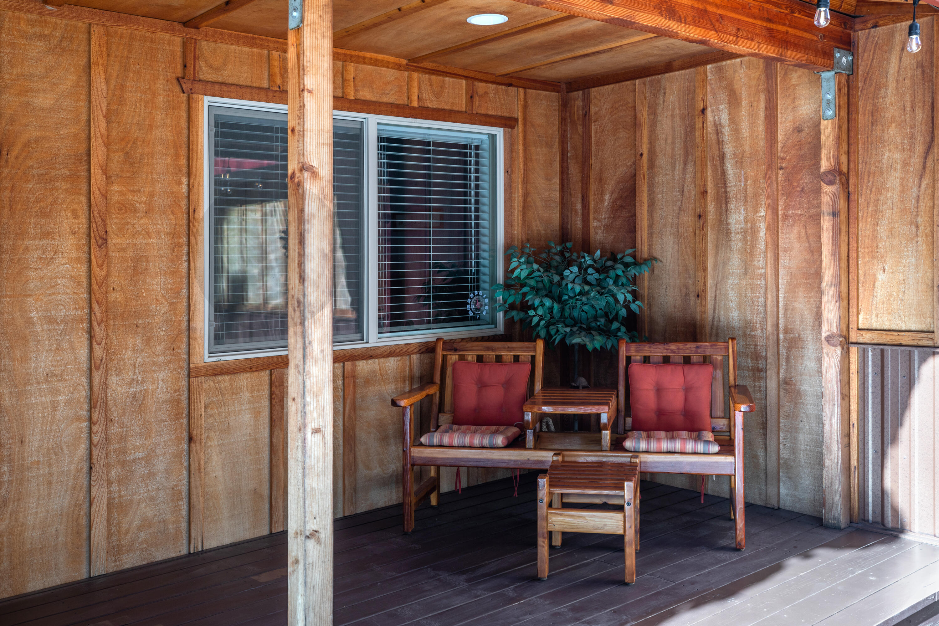 Wagon Trail Acreages - Residential