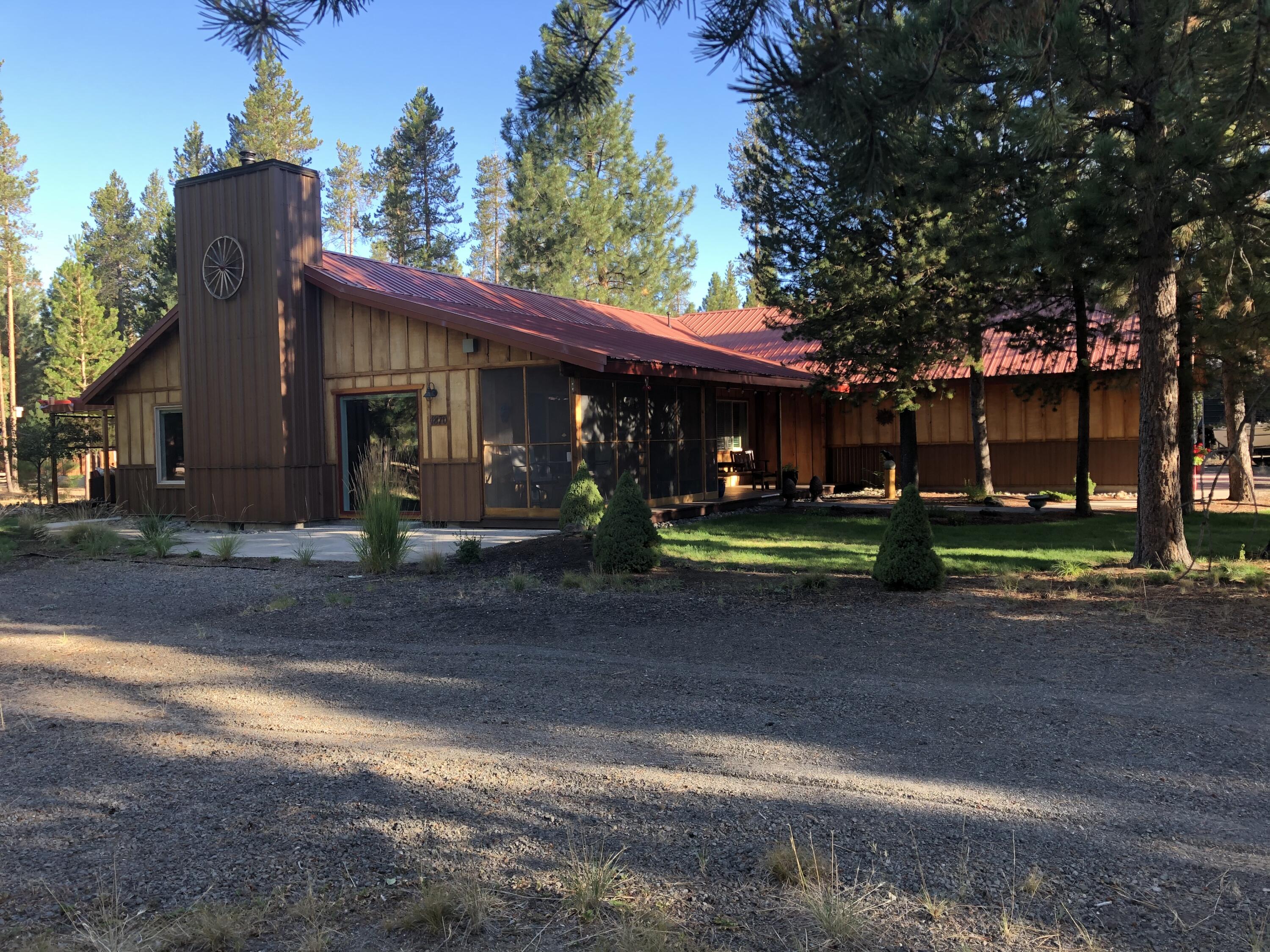 Wagon Trail Acreages - Residential