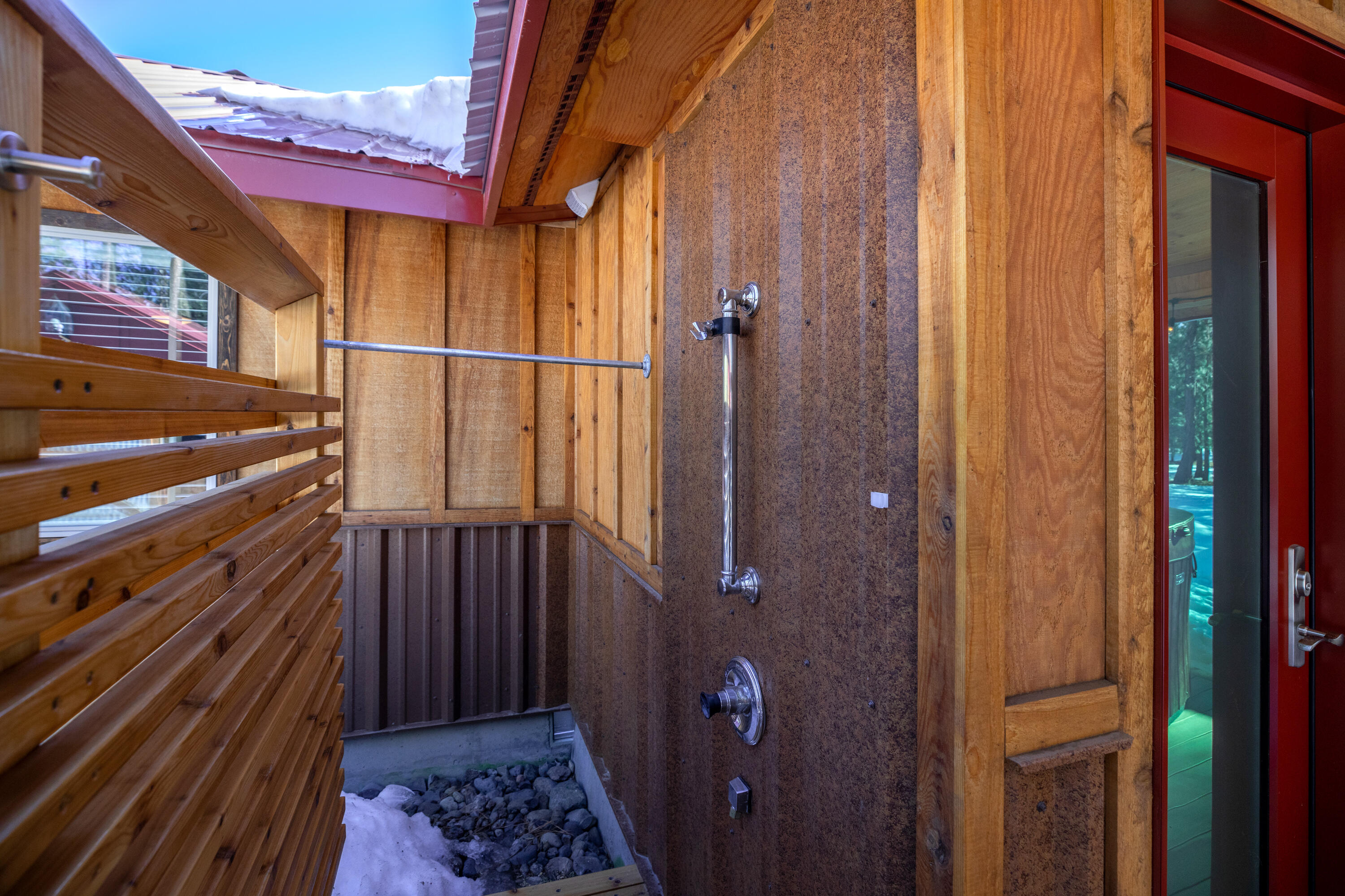 Wagon Trail Acreages - Residential