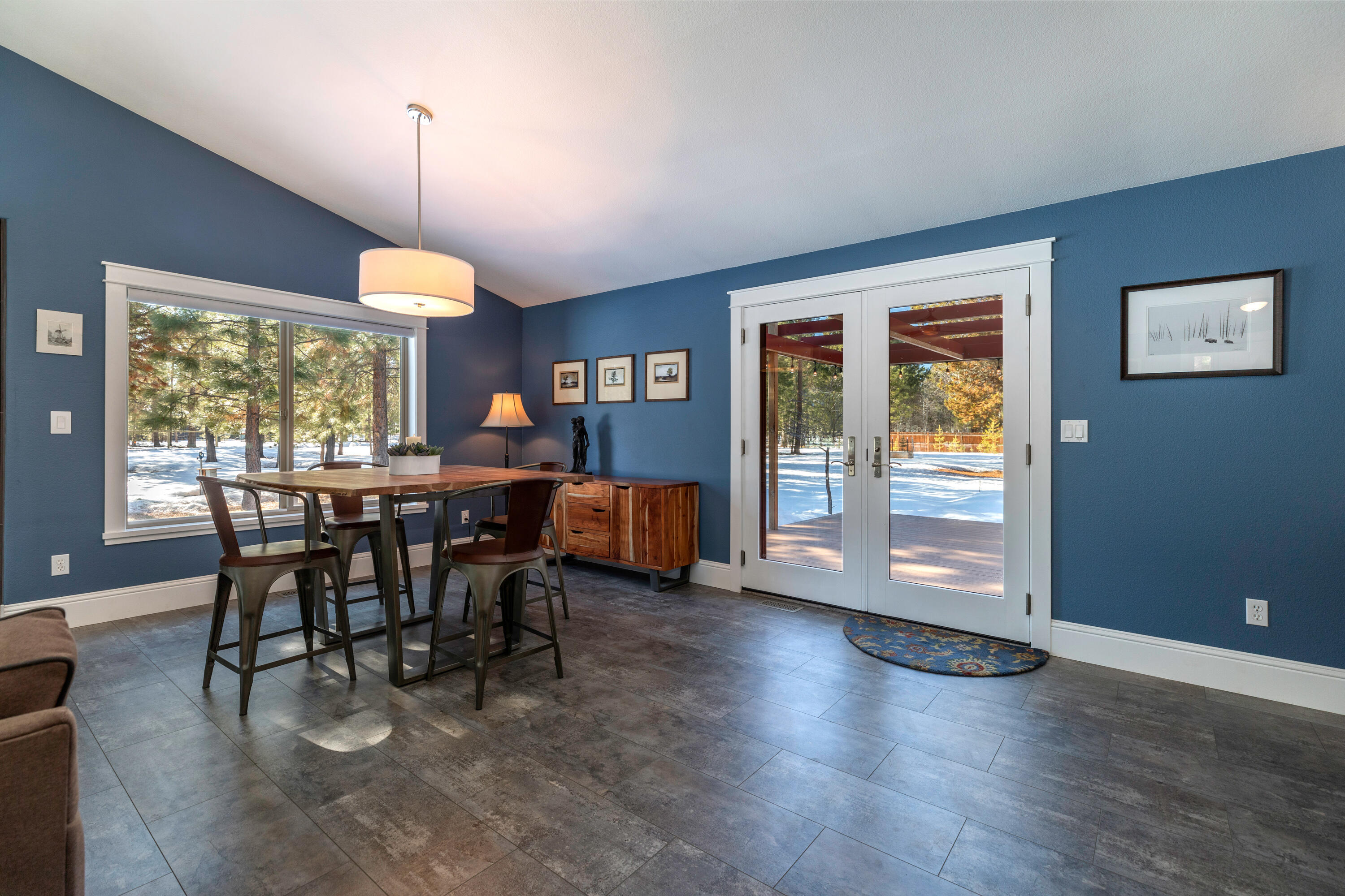 Wagon Trail Acreages - Residential