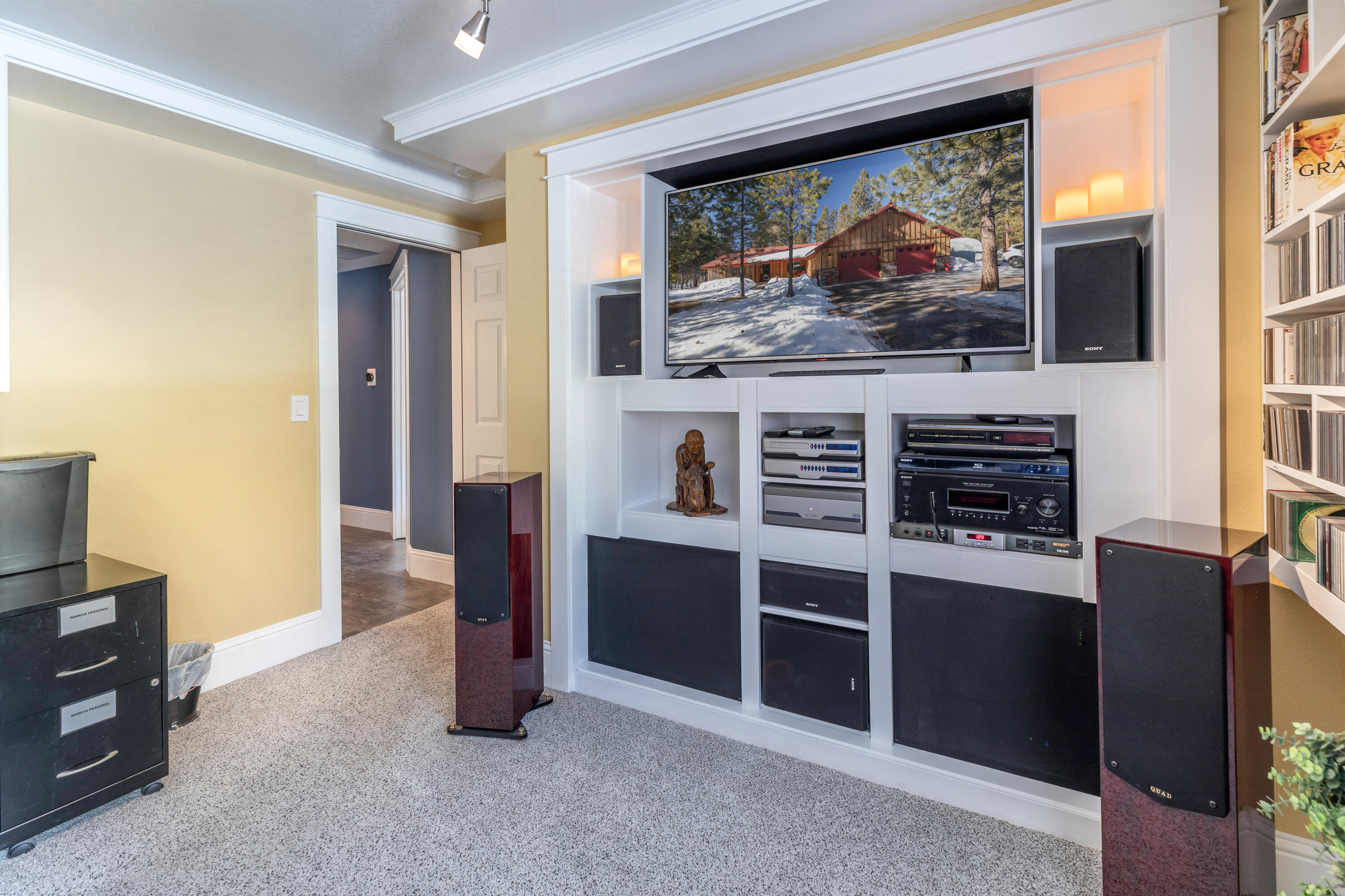 Wagon Trail Acreages - Residential