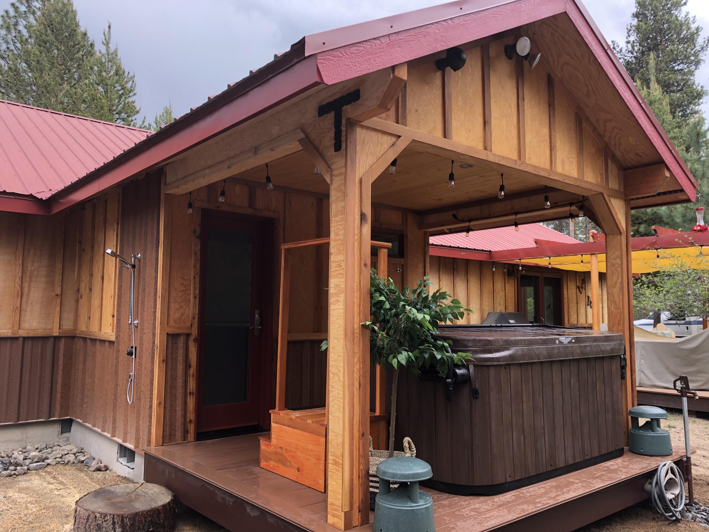 Wagon Trail Acreages - Residential