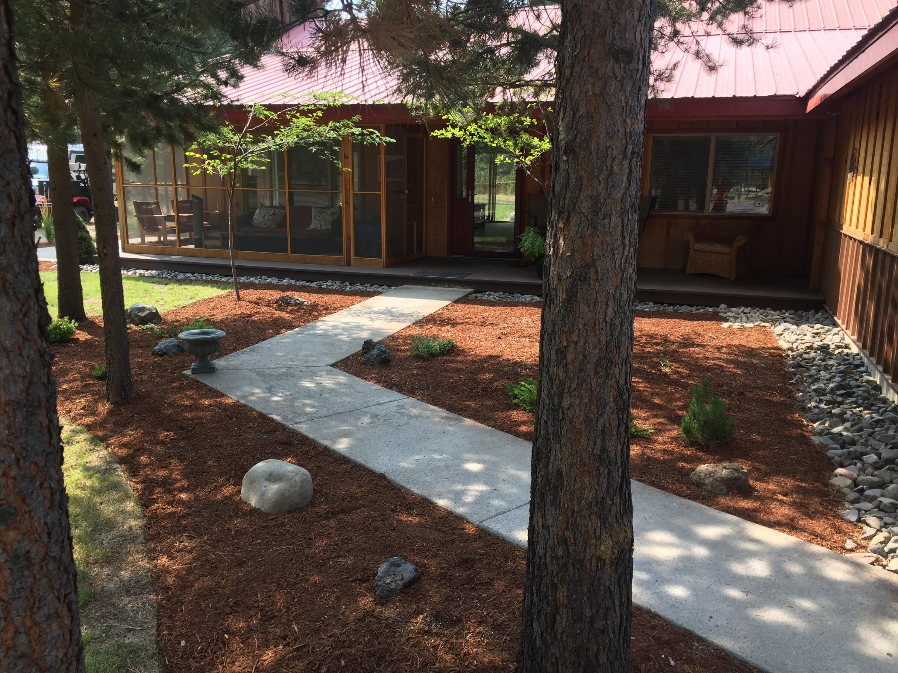 Wagon Trail Acreages - Residential