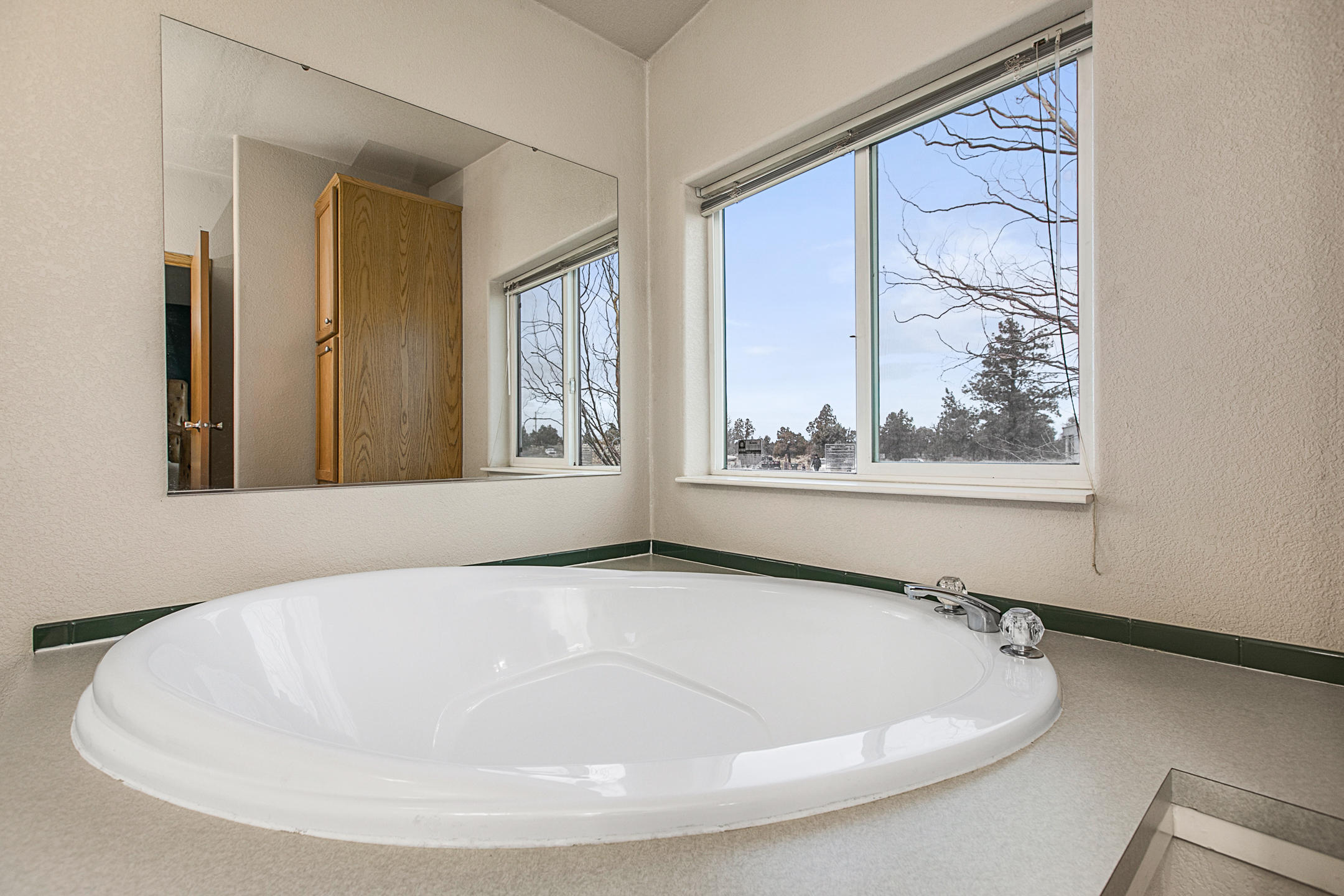 Bend Cascade View - Residential