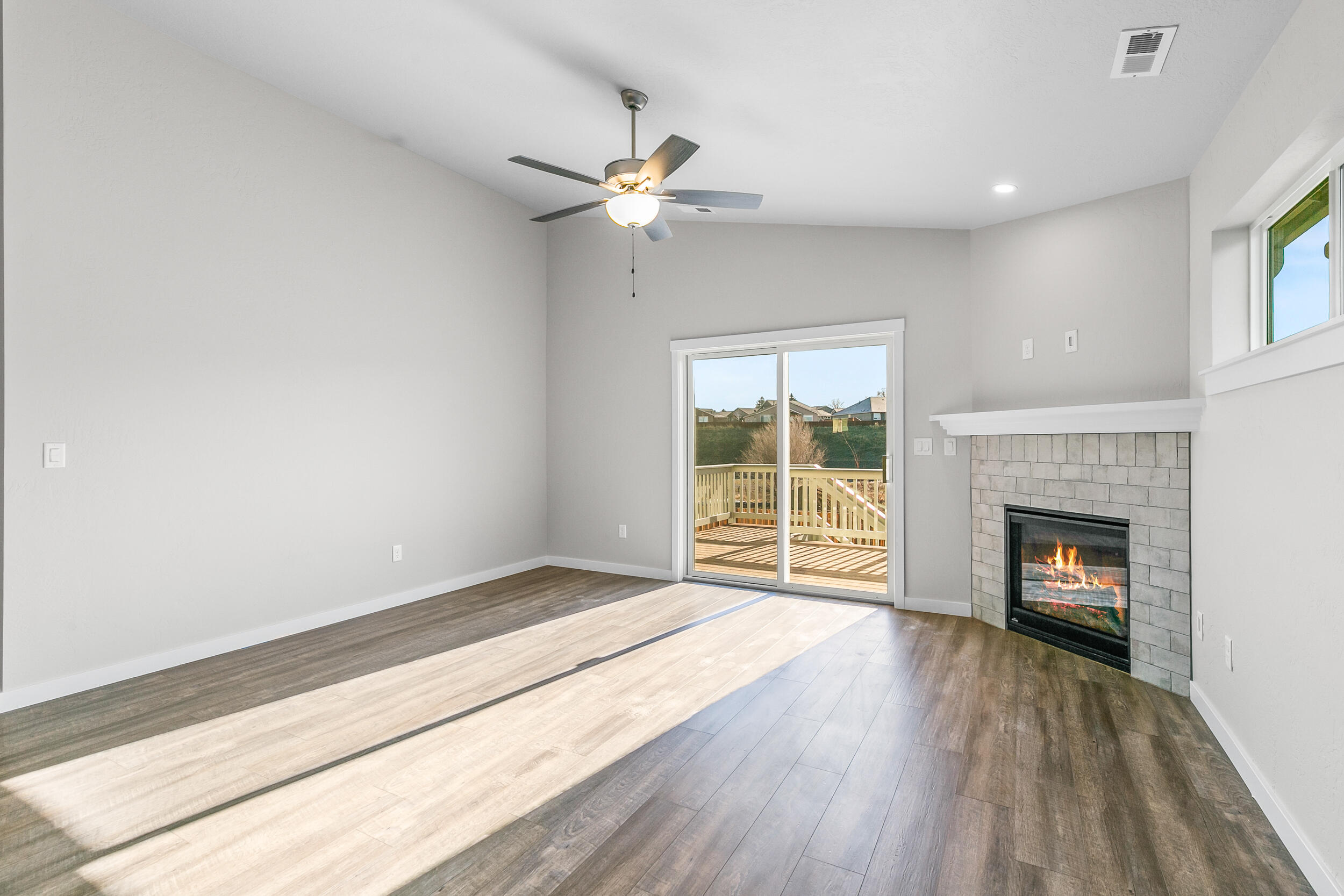 Stoneridge Terrace - Residential