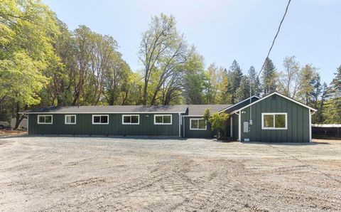 Photo of 3909 Caves Highway, Cave Junction, OR 97523 (MLS # 220220540)