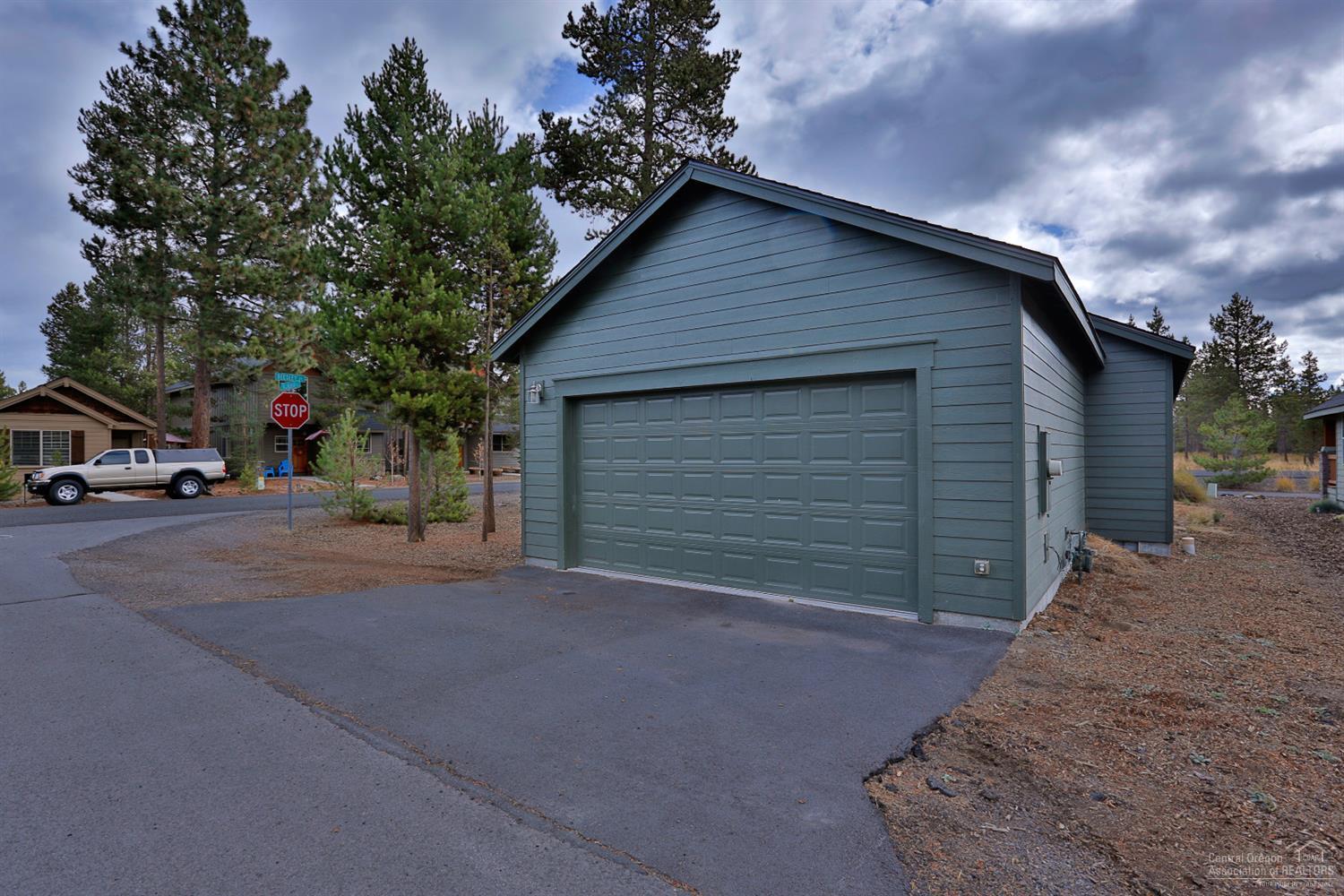 Crescent Creek - Residential