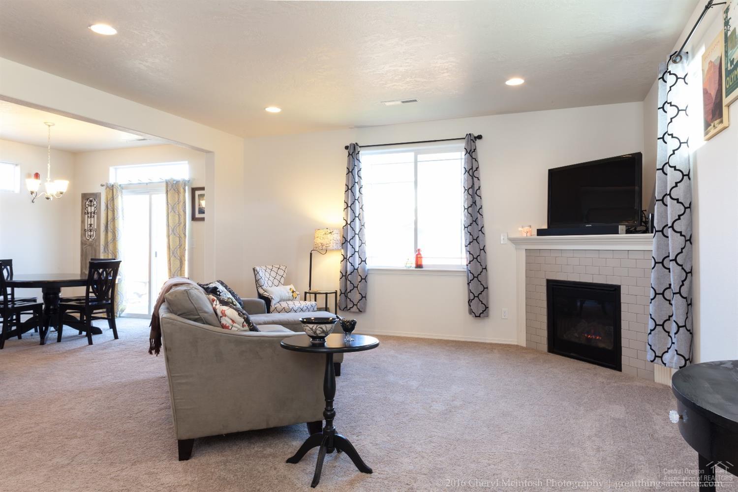 Village Pointe - Residential