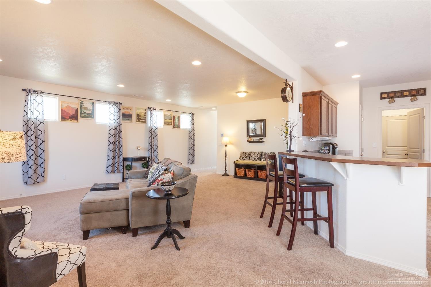 Village Pointe - Residential