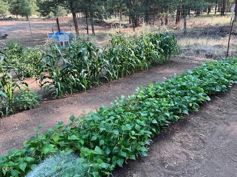 Tiny photo for 15780 Homestead Lane, Klamath Falls, OR 97601 (MLS # 220224523)