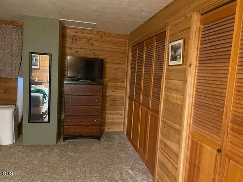 Tiny photo for 15780 Homestead Lane, Klamath Falls, OR 97601 (MLS # 220224523)