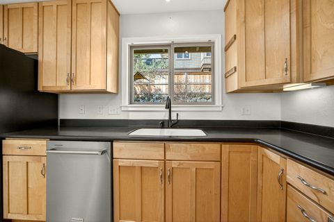 Tiny photo for 325 Taylor Street, Ashland, OR 97520 (MLS # 220217271)