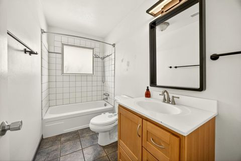 Tiny photo for 325 Taylor Street, Ashland, OR 97520 (MLS # 220217271)