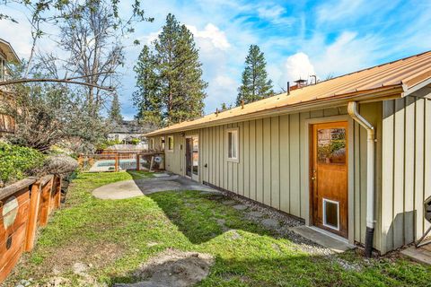 Tiny photo for 325 Taylor Street, Ashland, OR 97520 (MLS # 220217271)