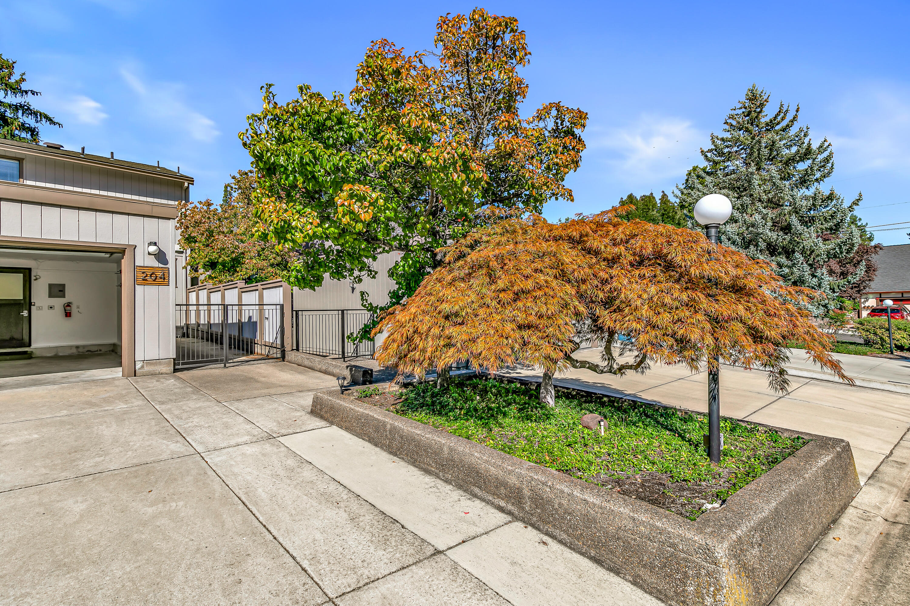 Medford Heights Townhouses Subdivision - Residential