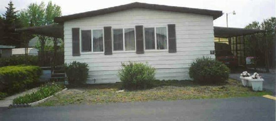 Pc1006 Many Updates. Newer Vinyl Windows, Stove, Refrig. Gas Furnace & Duct Work. Large Family Room Or Office. Serior Park, Rent Is $265.