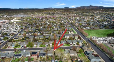 Tiny photo for 3164 SW Newberry Avenue, Redmond, OR 97756 (MLS # 220219995)