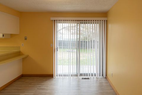 Tiny photo for 2783 Diane Drive, Klamath Falls, OR 97603 (MLS # 220211892)