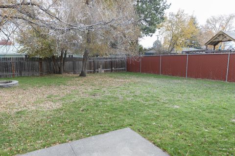 Tiny photo for 2783 Diane Drive, Klamath Falls, OR 97603 (MLS # 220211892)