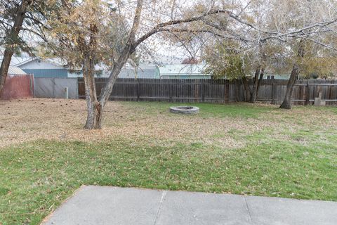 Tiny photo for 2783 Diane Drive, Klamath Falls, OR 97603 (MLS # 220211892)