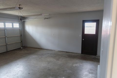 Tiny photo for 2783 Diane Drive, Klamath Falls, OR 97603 (MLS # 220211892)