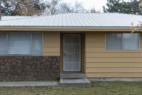 Tiny photo for 2783 Diane Drive, Klamath Falls, OR 97603 (MLS # 220211892)