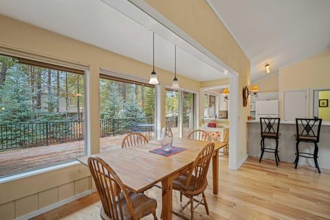 Tiny photo for 17839 Lava Butte Lane #6, Sunriver, OR 97707 (MLS # 220215425)