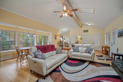 Tiny photo for 17839 Lava Butte Lane #6, Sunriver, OR 97707 (MLS # 220215425)