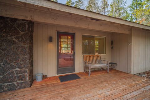 Tiny photo for 17839 Lava Butte Lane #6, Sunriver, OR 97707 (MLS # 220215425)