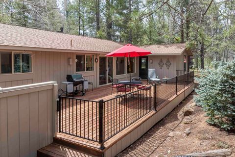 Tiny photo for 17839 Lava Butte Lane #6, Sunriver, OR 97707 (MLS # 220215425)