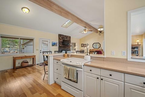 Tiny photo for 17839 Lava Butte Lane #6, Sunriver, OR 97707 (MLS # 220215425)