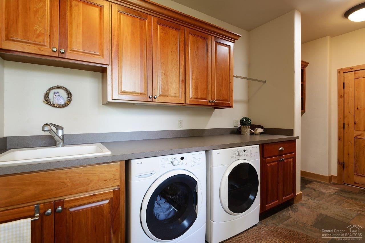 Skyliner Summit - Residential