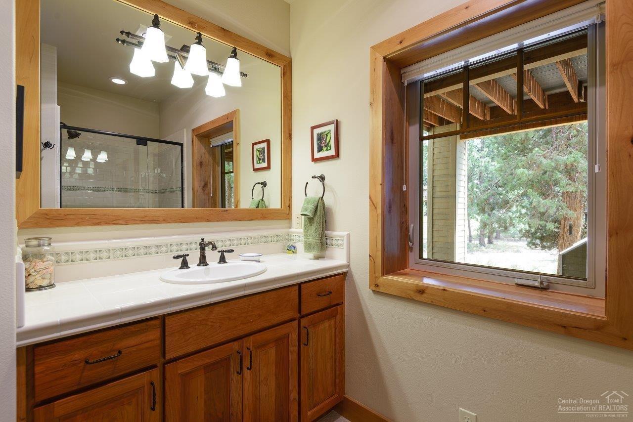 Skyliner Summit - Residential