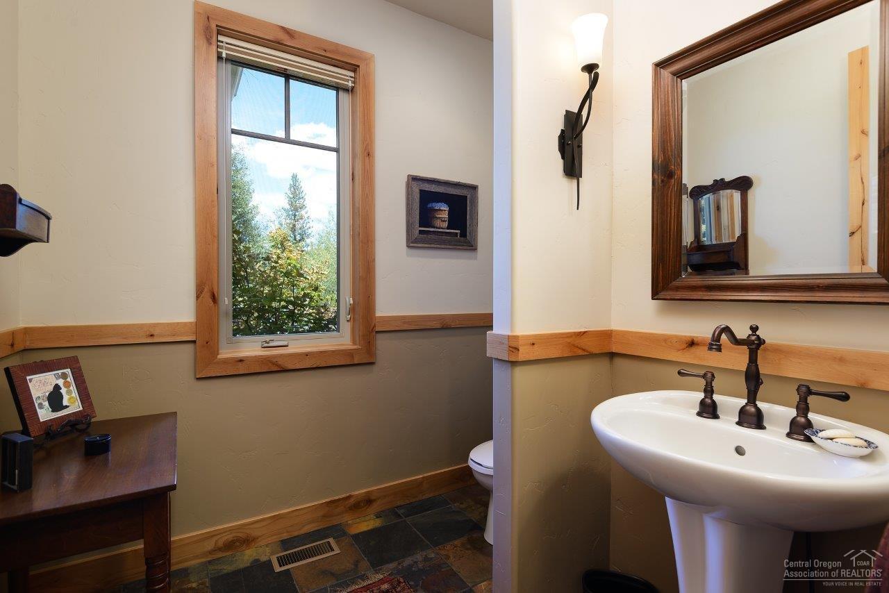 Skyliner Summit - Residential