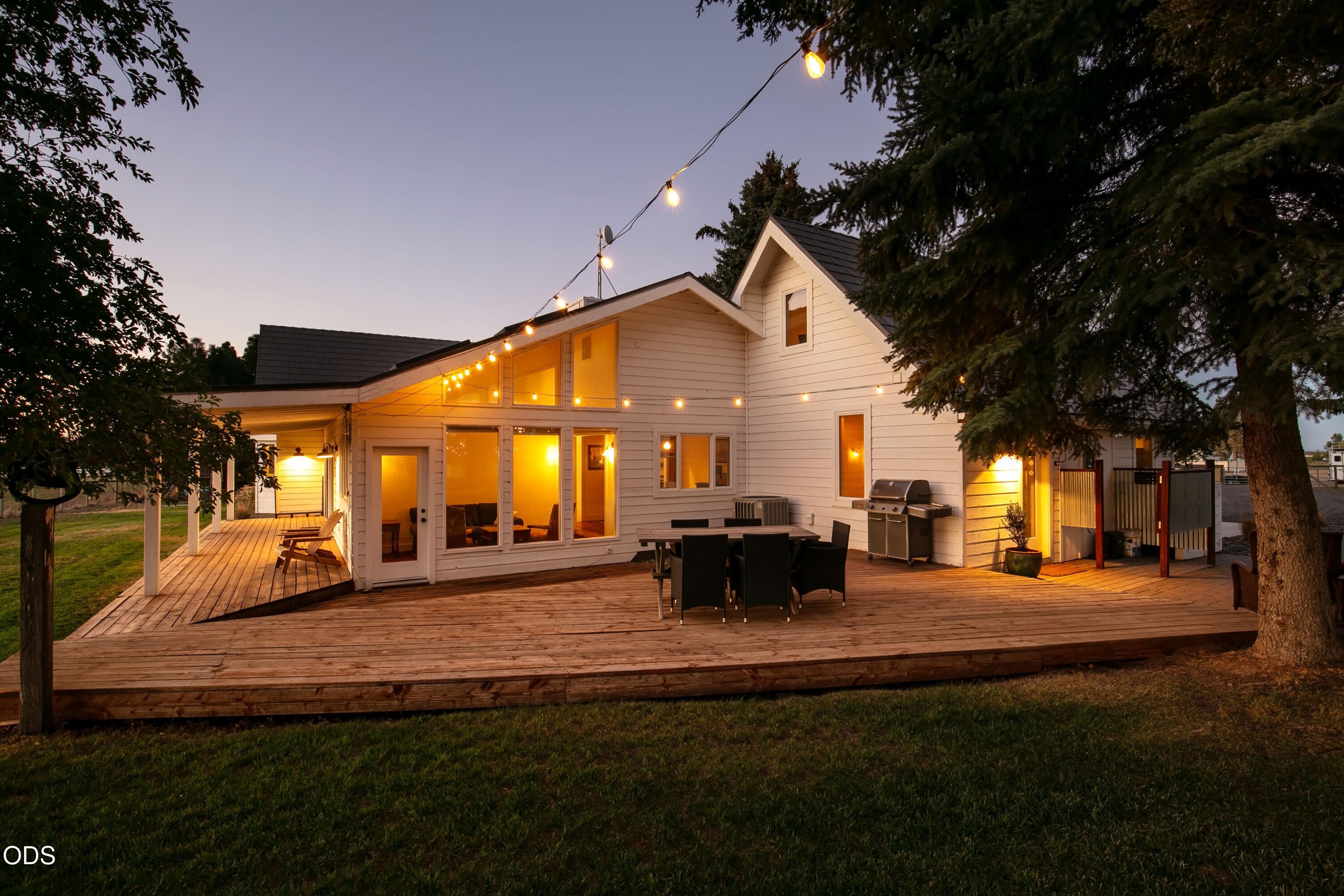 66300 White Rock Loop