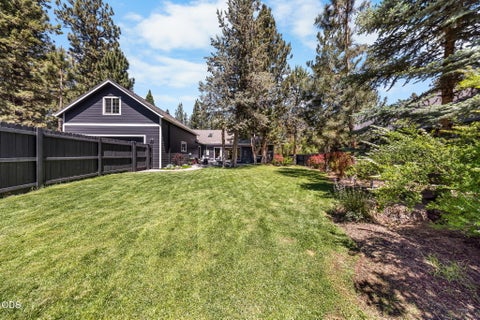 Tiny photo for 1117 E Creekside Court, Sisters, OR 97759 (MLS # 220222810)