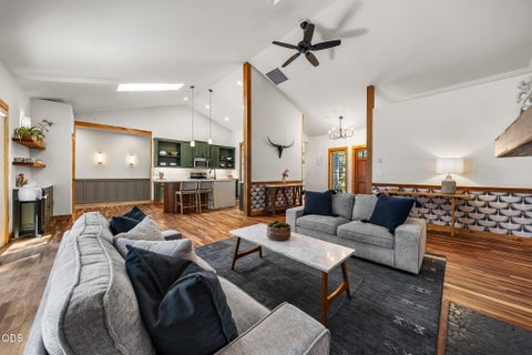 Tiny photo for 1117 E Creekside Court, Sisters, OR 97759 (MLS # 220222810)