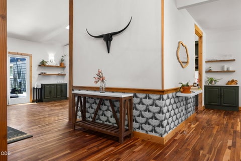 Tiny photo for 1117 E Creekside Court, Sisters, OR 97759 (MLS # 220222810)