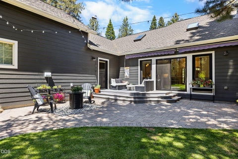 Tiny photo for 1117 E Creekside Court, Sisters, OR 97759 (MLS # 220222810)