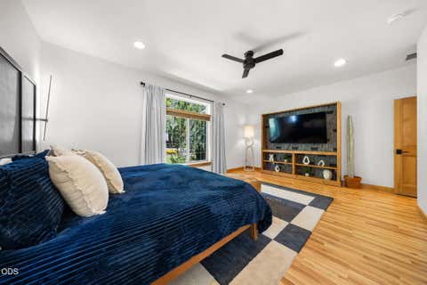 Tiny photo for 1117 E Creekside Court, Sisters, OR 97759 (MLS # 220222810)