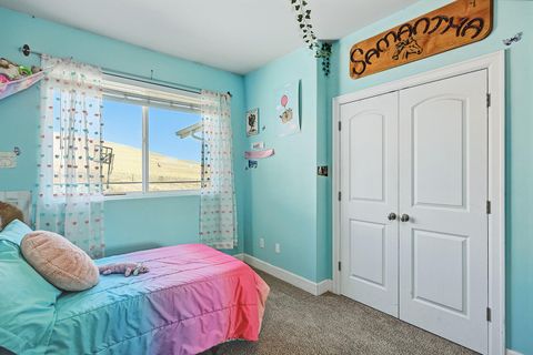 Tiny photo for 340 NE 7th Street, Dufur, OR 97021 (MLS # 220211509)