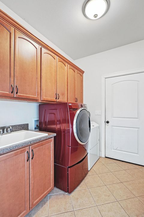 Tiny photo for 340 NE 7th Street, Dufur, OR 97021 (MLS # 220211509)