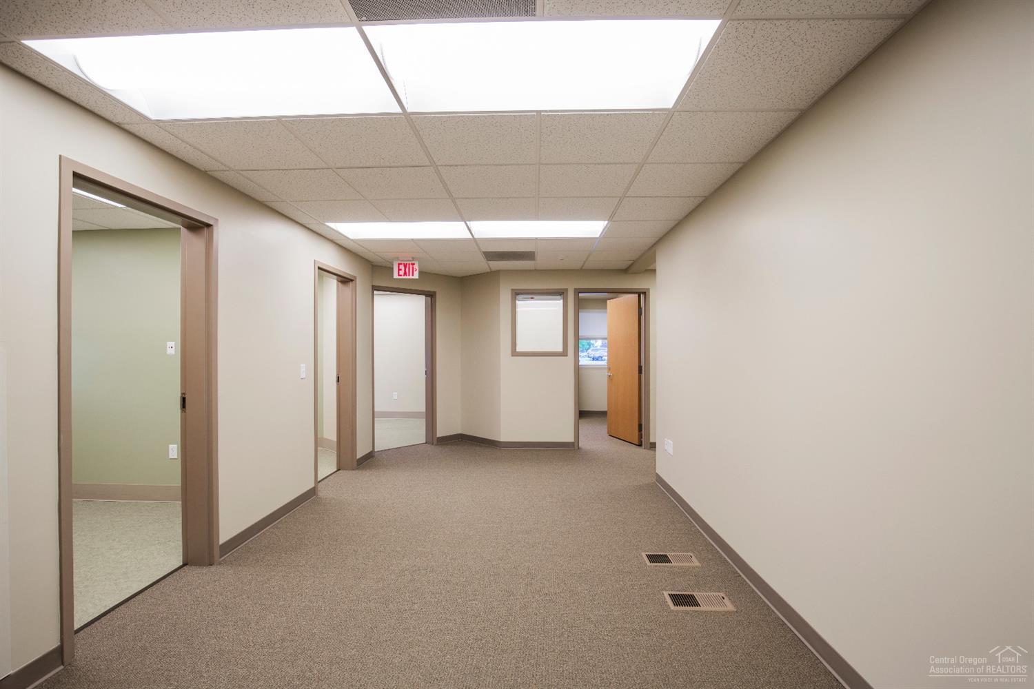 CLAR - Commercial Sale